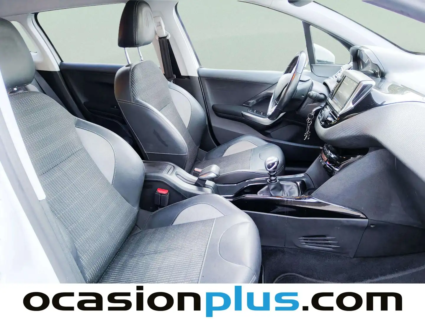 Foto Peugeot 2008 Peugeot 2008 BlueHDi 120 S&S Allure (120 CV)