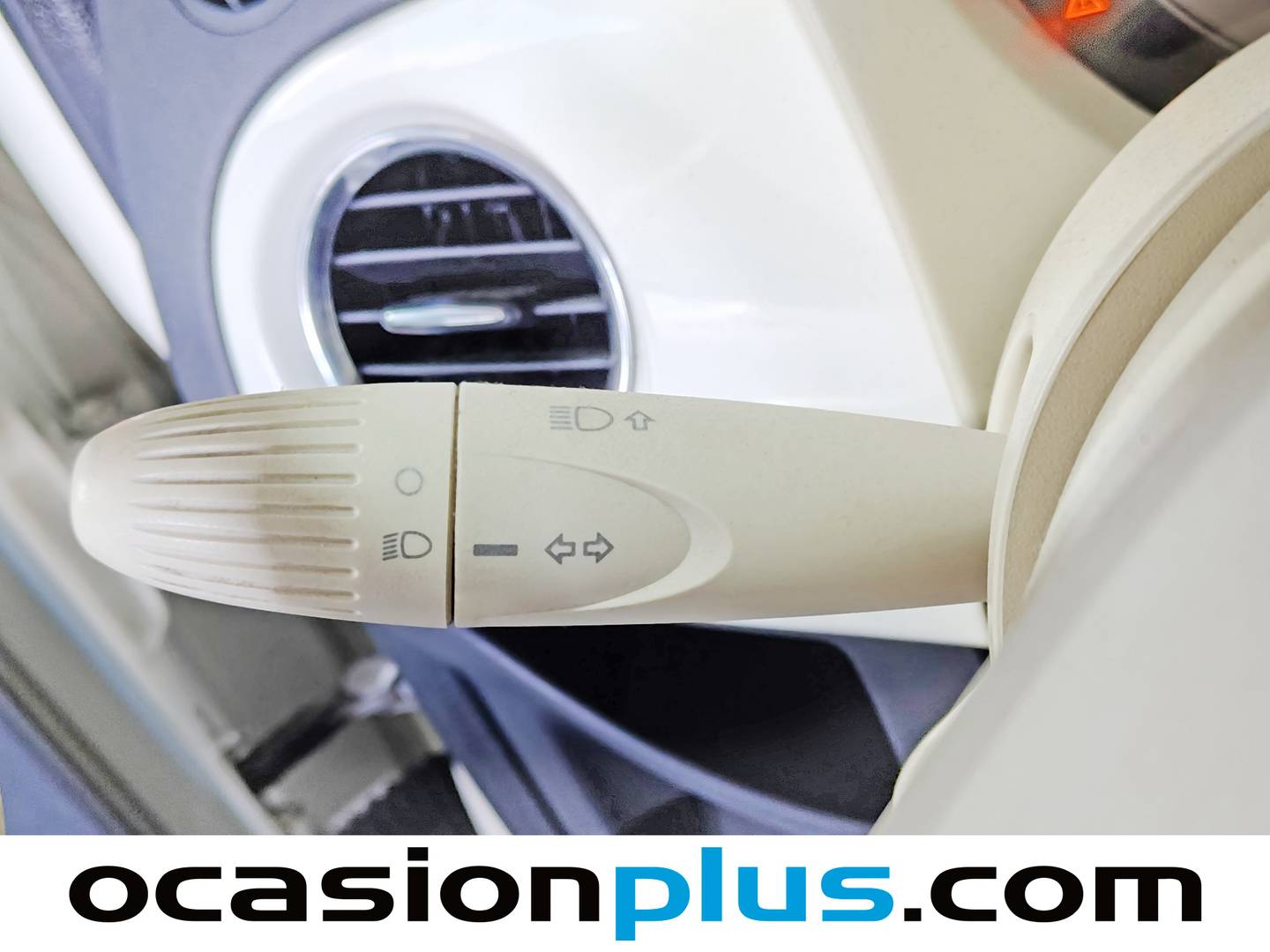 Foto Fiat 500 Fiat 500 1.2 8v Lounge (69 CV)