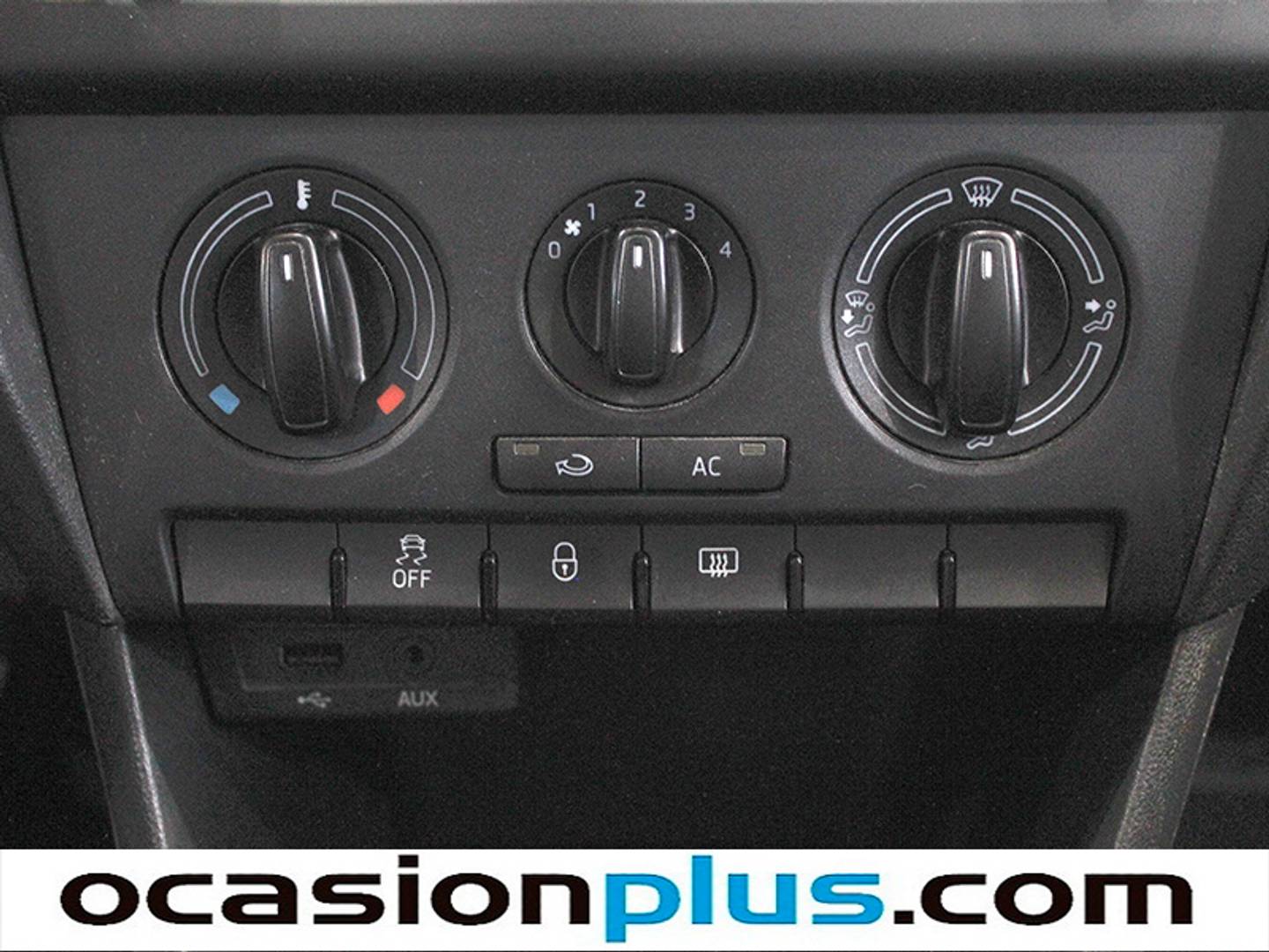 Foto Skoda Rapid Skoda Spaceback 1.6 TDI CR Ambition (105 CV)