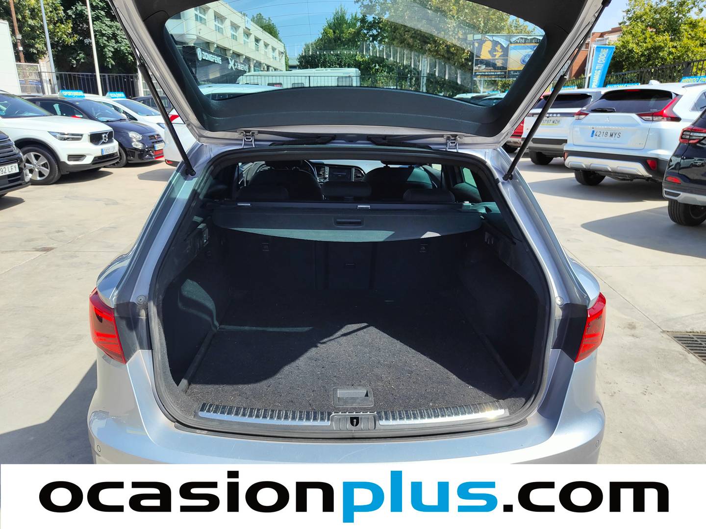 Fotos maletero Seat León Seat León ST 1.5 TGI GNC S&S FR Edition Plus (130 CV)