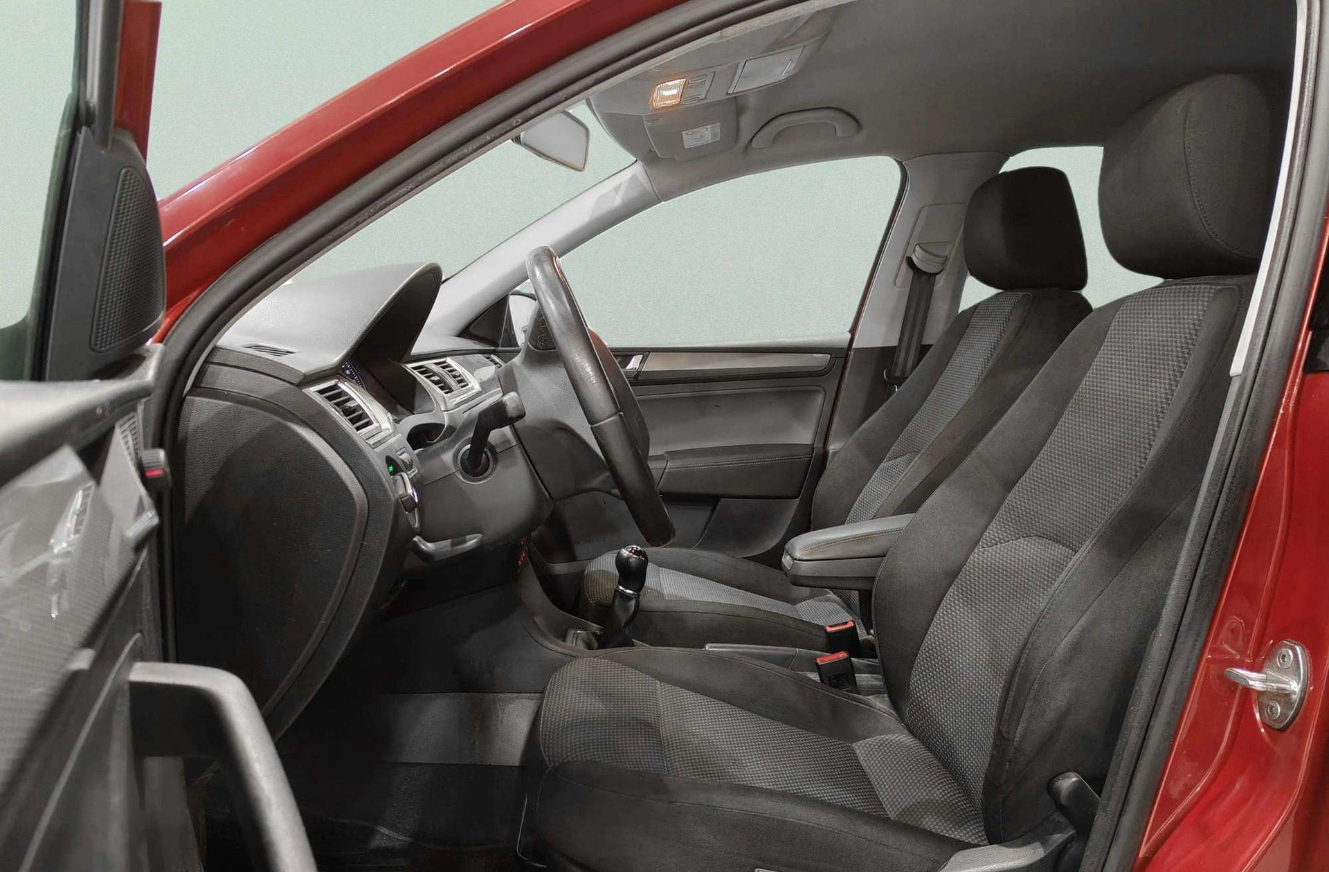 SEAT Toledo 1.6 TDI Style - foto 10