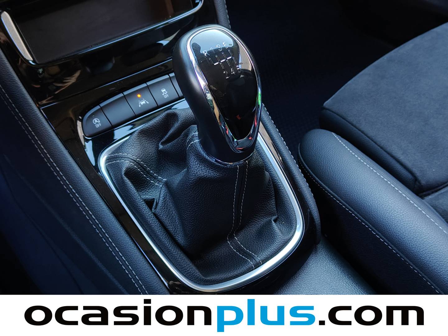 Foto Opel Astra Opel Astra 1.2 Turbo SHR Elegance (145 CV)