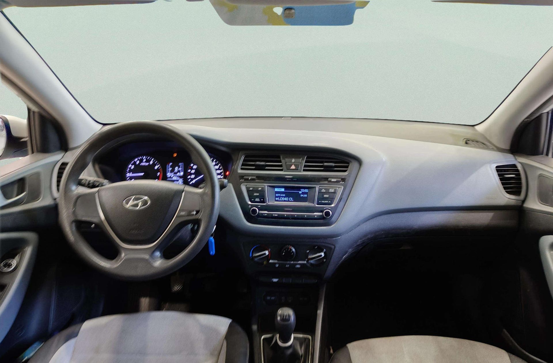 Hyundai i20 1.2 MPI Essence - foto 6
