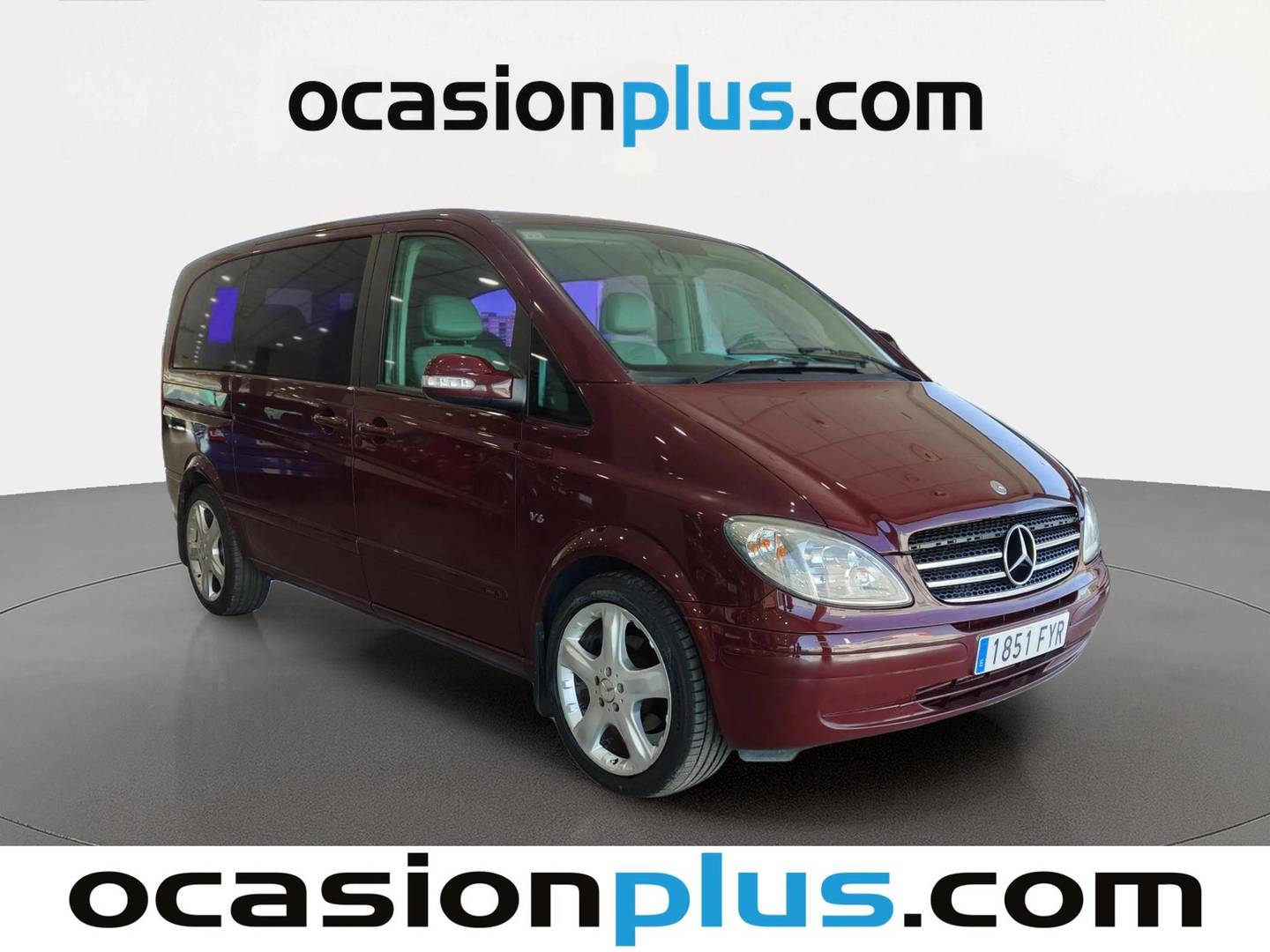 Foto delantera Mercedes Viano Mercedes Viano 3.0 CDI Trend Compacta (204 CV) 6 Plazas derecha