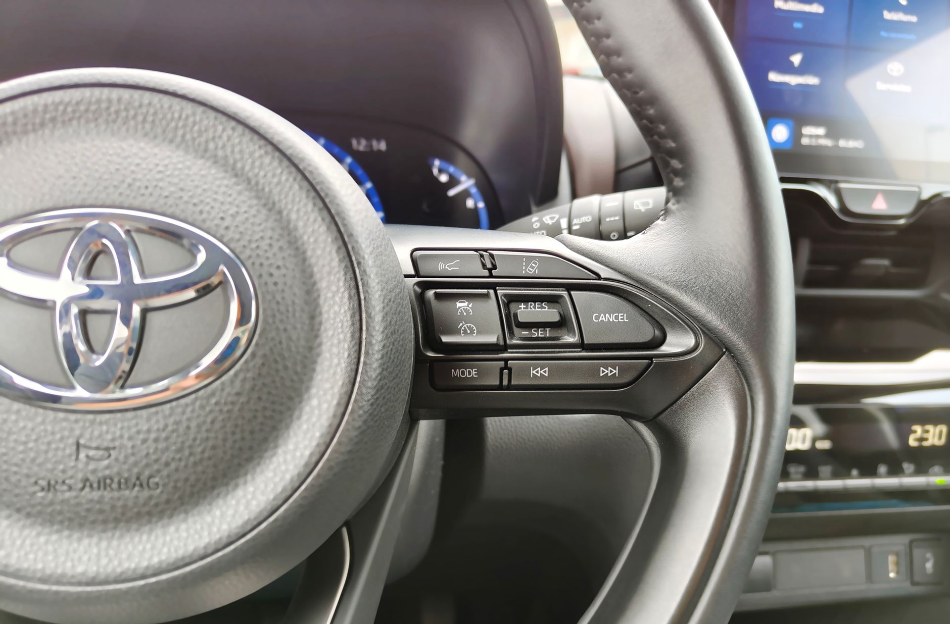 Toyota Yaris Cross 120H Style - foto 32