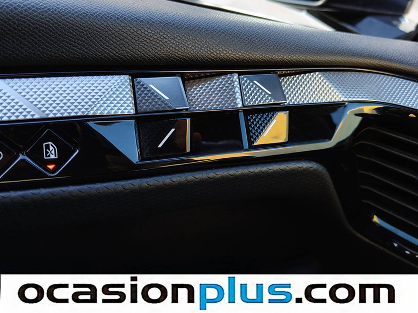 Foto DS DS 4 DS DS4 BlueHDi 130 Bastille Auto (130 CV)