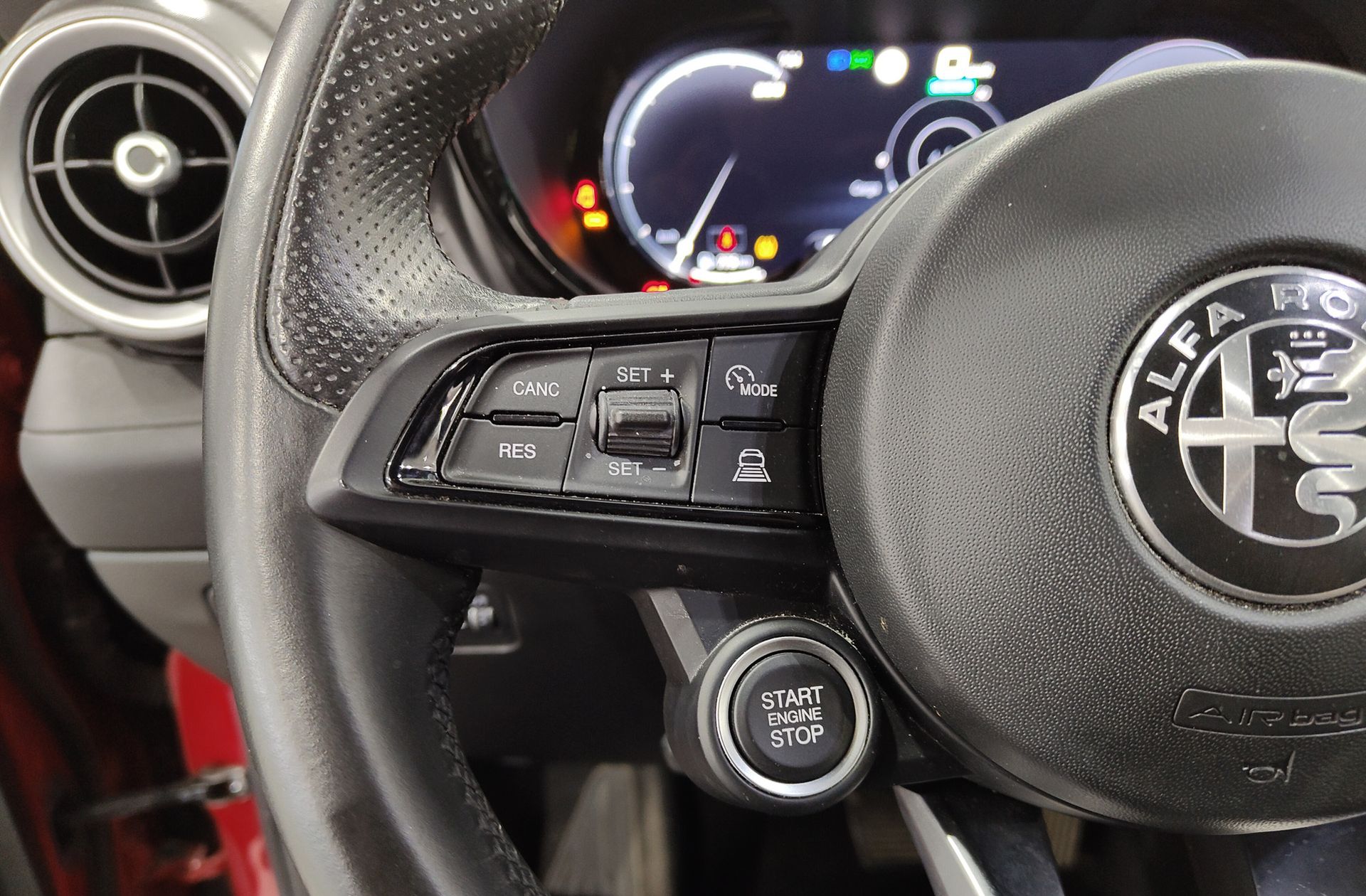 Alfa Romeo Tonale 1.5 MHEV Sprint FWD - foto 25
