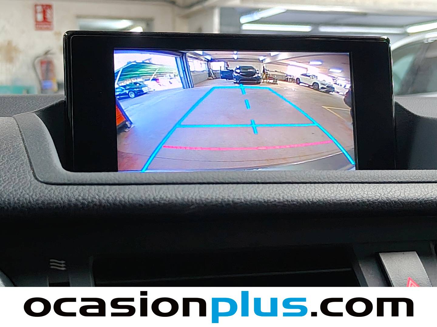 Extras y acabados del Lexus CT Lexus CT 200h Executive 100 kW (136 CV)