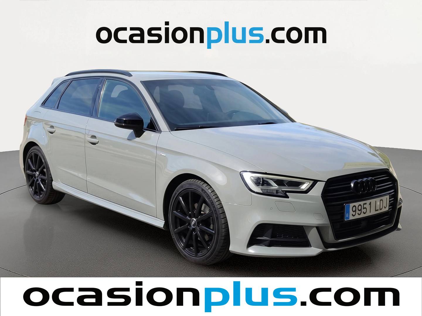 Foto delantera Audi A3 Audi A3 Sportback Black line 35 TFSI (150 CV) S tronic derecha