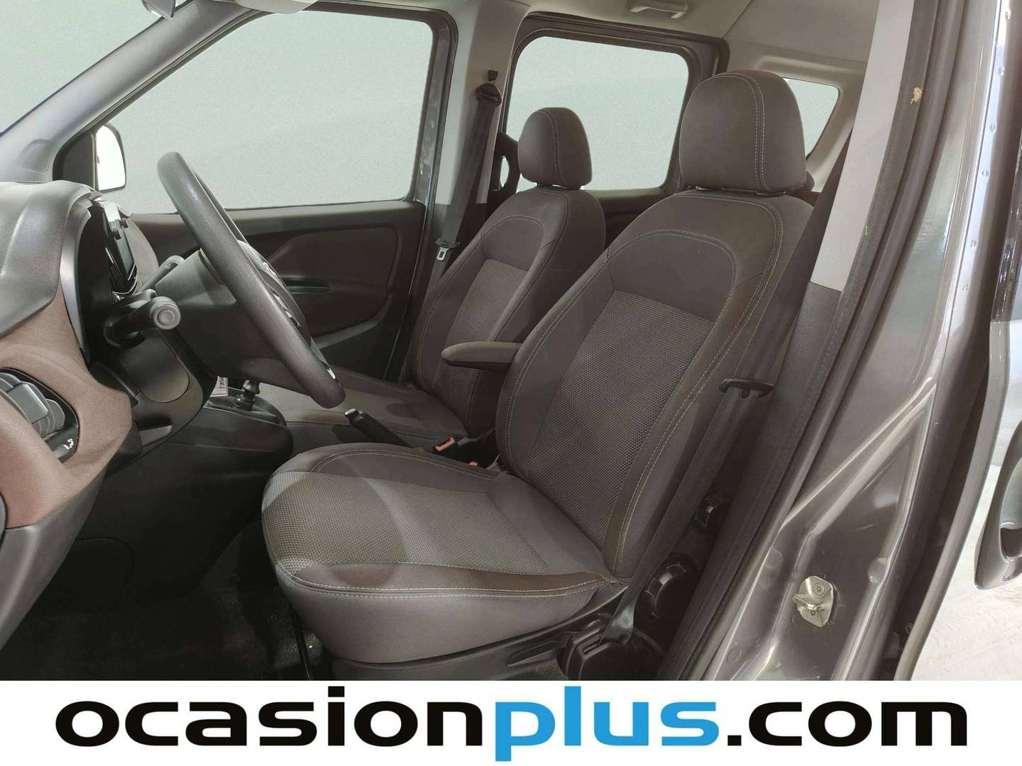 Foto asientos delanteros Fiat Doblò Cargo Fiat Dobló 1.6 Multijet N1 Trekking (120 CV)