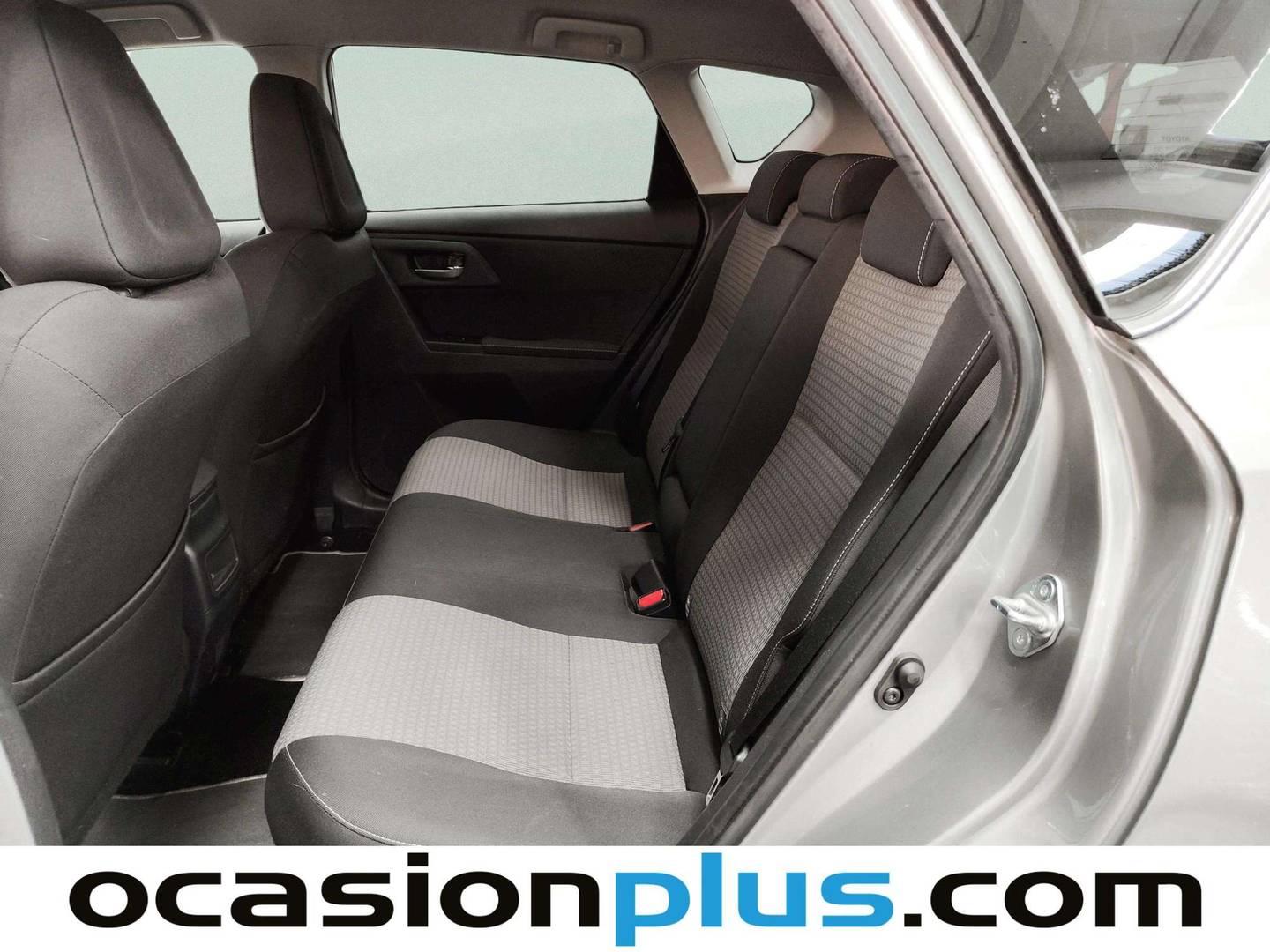 Foto asientos traseros Toyota Auris Toyota Auris 140H Hybrid Feel! (136 CV)
