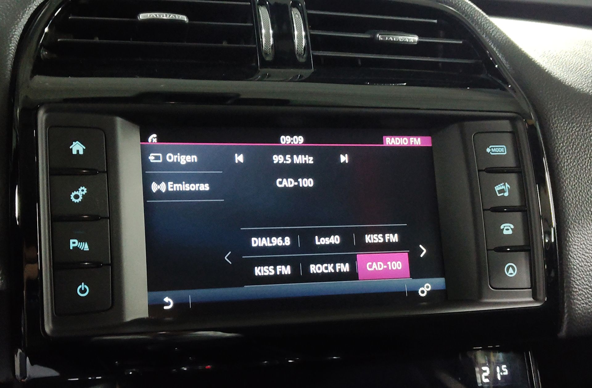 Jaguar XE 2.0 Diesel Pure RWD - foto 36