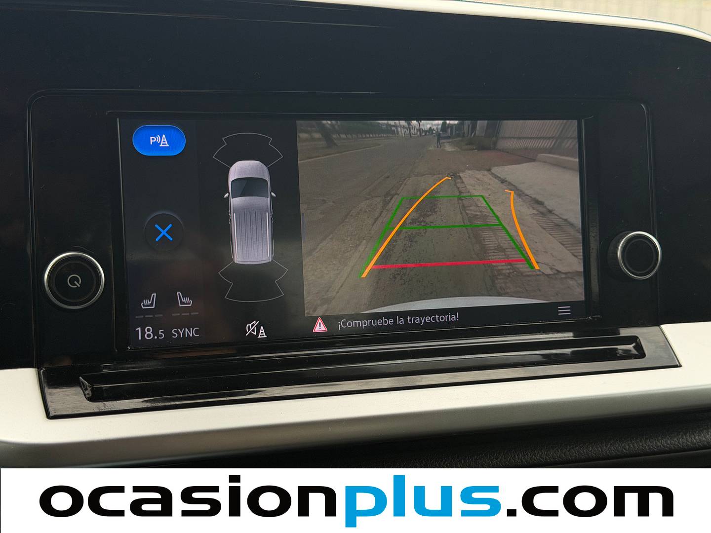 Equipamiento del Ford Tourneo Connect Ford Tourneo Connect 2.0 Ecoblue S&S Titanium (122 CV)
