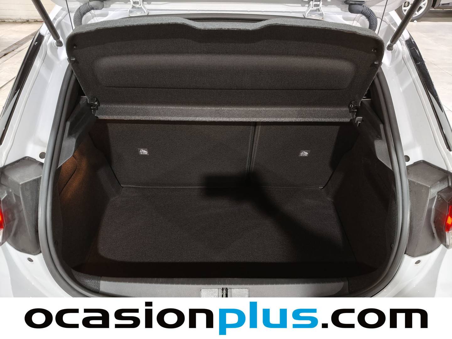 Fotos maletero Opel Corsa Opel Corsa 1.2T XHL GS (100 CV)