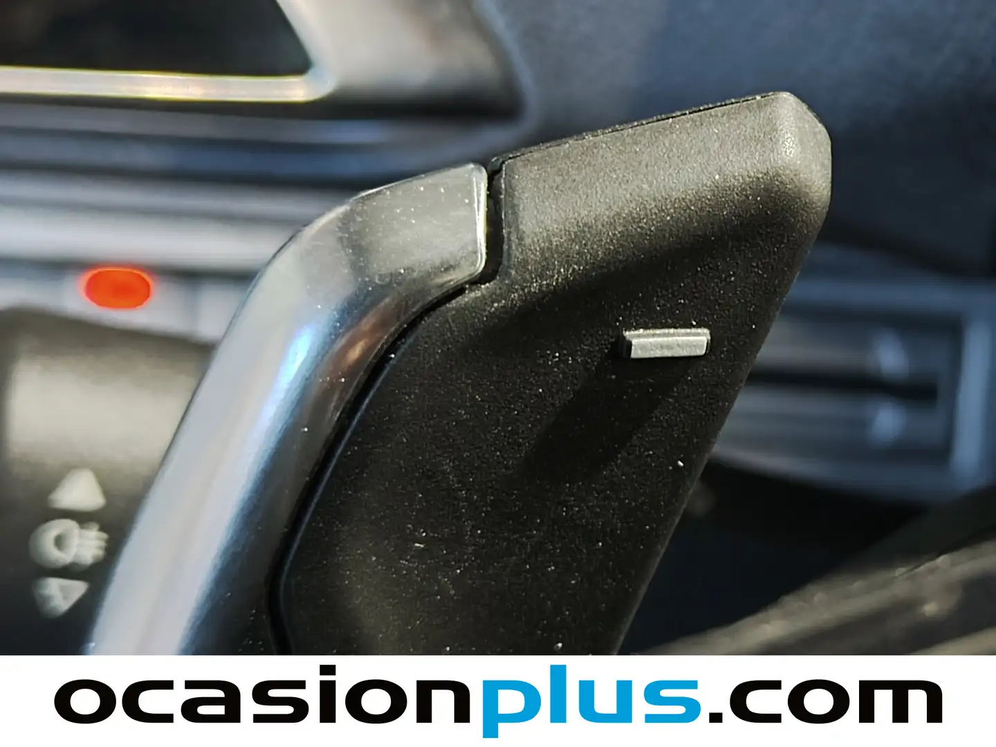 Foto Peugeot 3008 Peugeot 3008 PureTech 130 S&S Allure Pack EAT8  (130 CV)