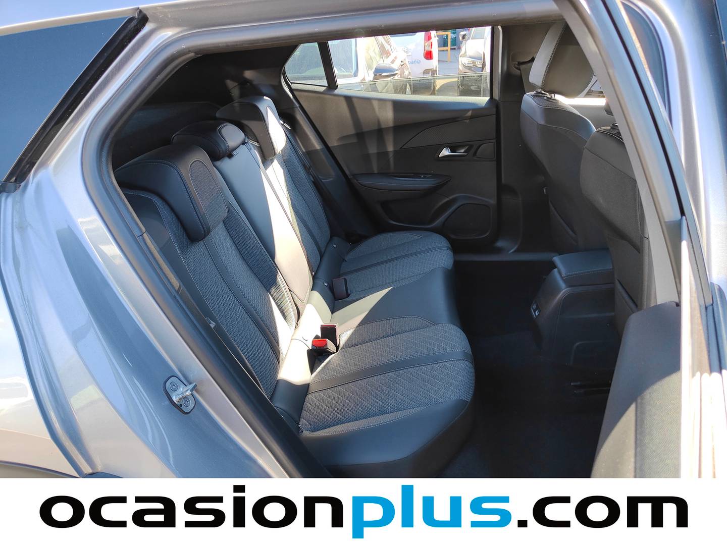 Peugeot 2008 Peugeot 2008 PureTech 130 S&S Allure EAT8 (130 CV) km 0