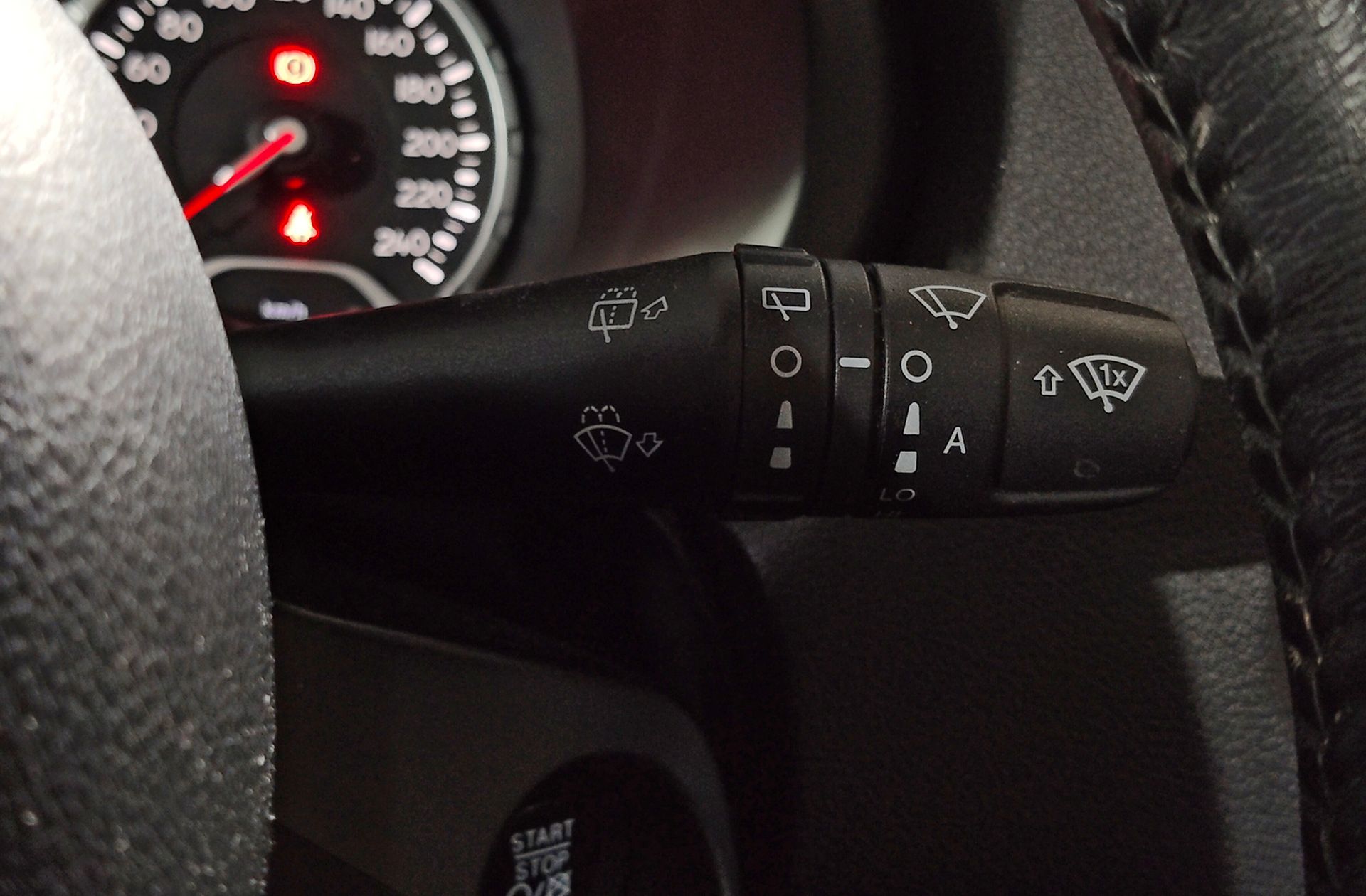 Jeep Renegade 1.4 MultiAir Limited 4x2 - foto 30