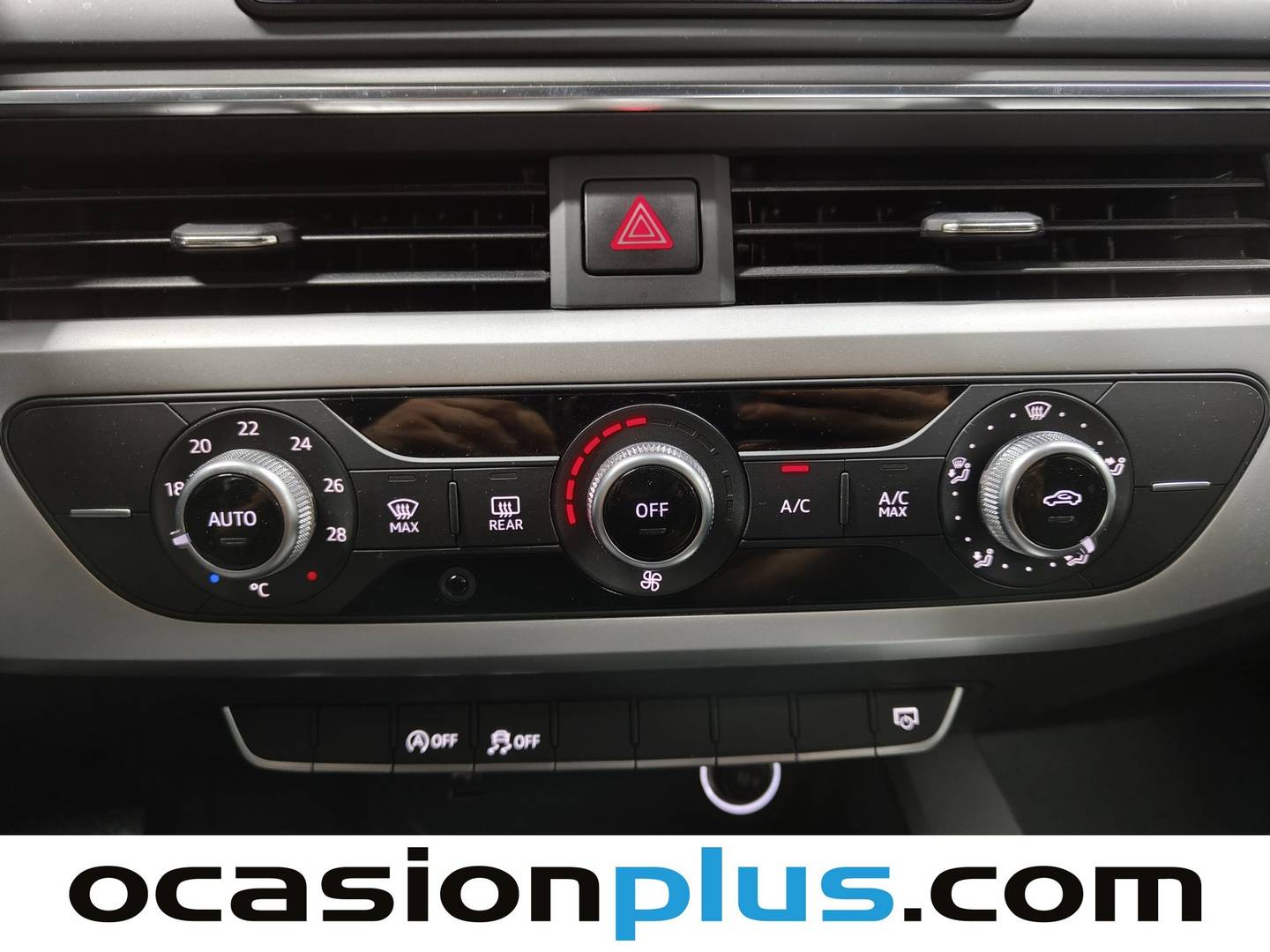 Foto Audi A4 Audi A4 Advanced edition 2.0 TDI (150 CV) S tronic