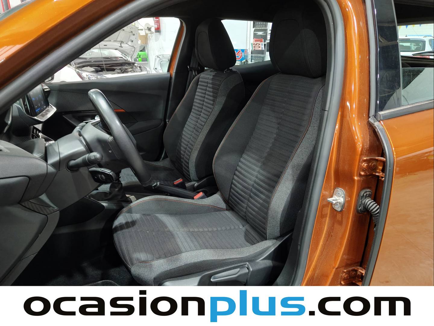 Foto asientos delanteros Peugeot 2008 Peugeot 2008 Puretech 100 S&S Active Pack (100 CV)