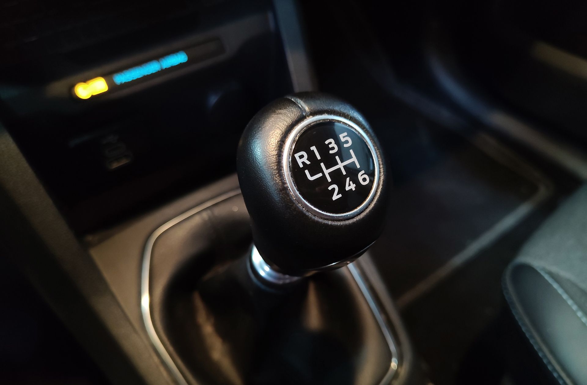Ford Tourneo Courier 1.0 EcoBoost Active - foto 5