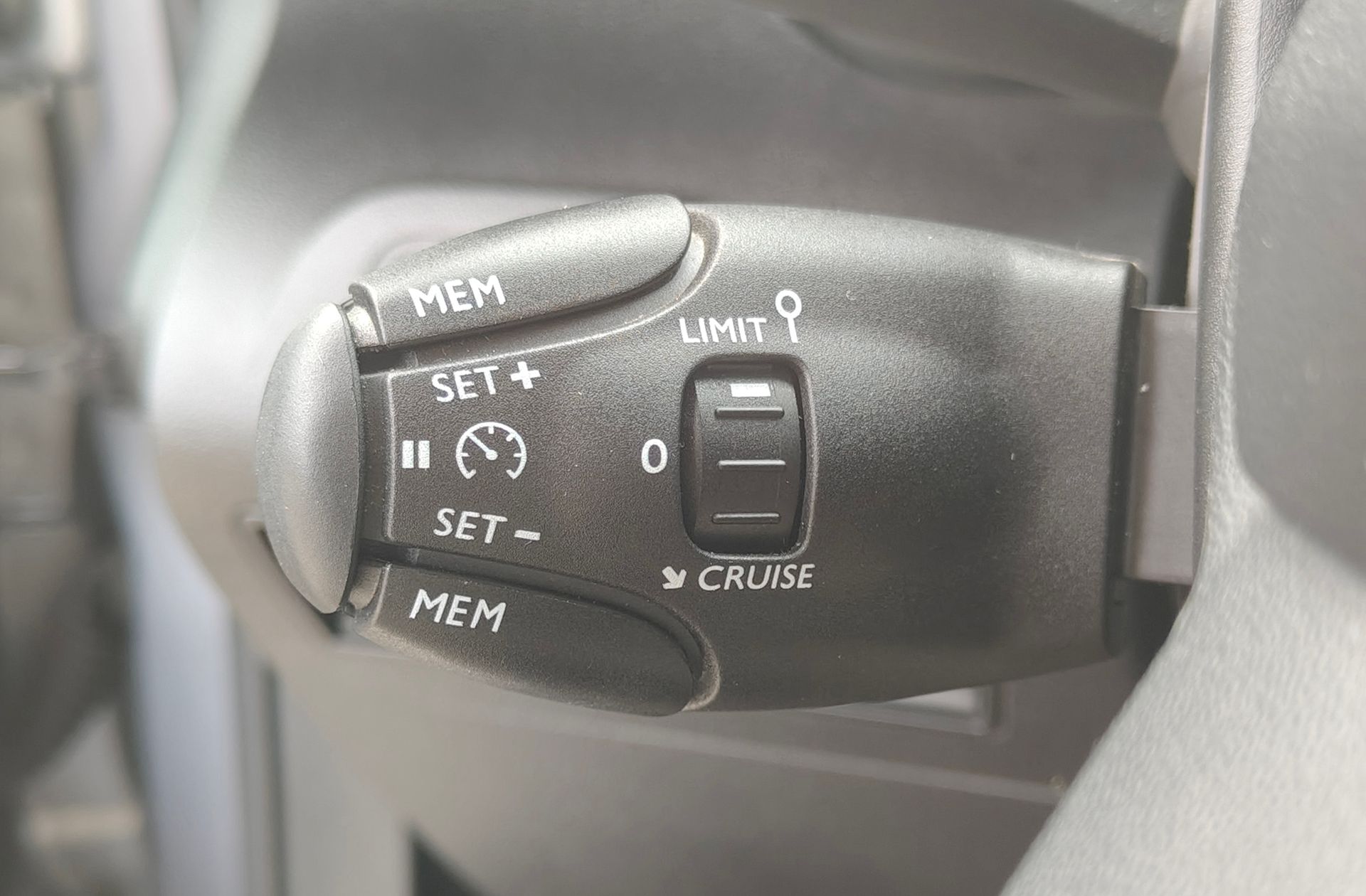 Citroën Berlingo BlueHDi 130 Talla XL Shine - foto 28