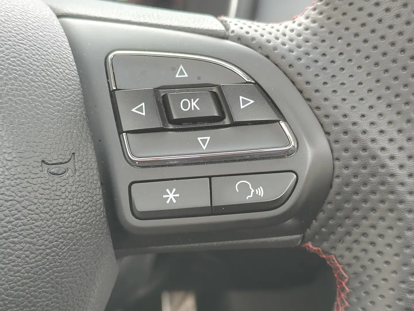 Foto MG HS MG eHS 1.5 T-GDI PHEV Luxury (258 CV)