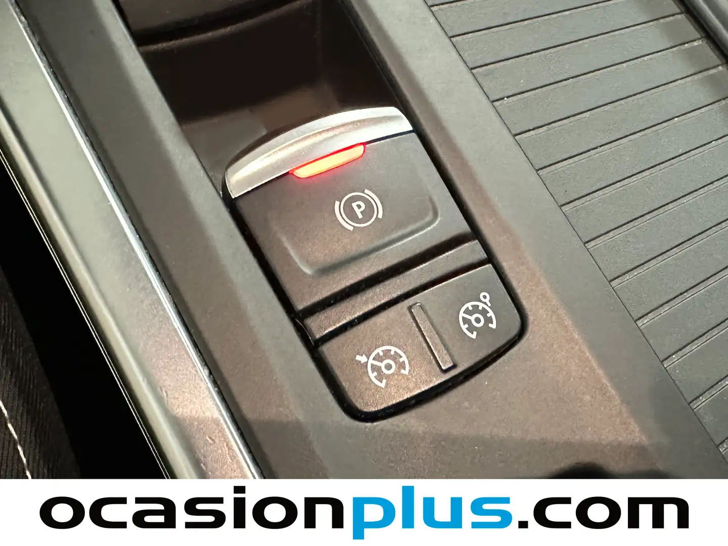 Foto Renault Mégane Renault Megane Zen TCe (140 CV) GPF