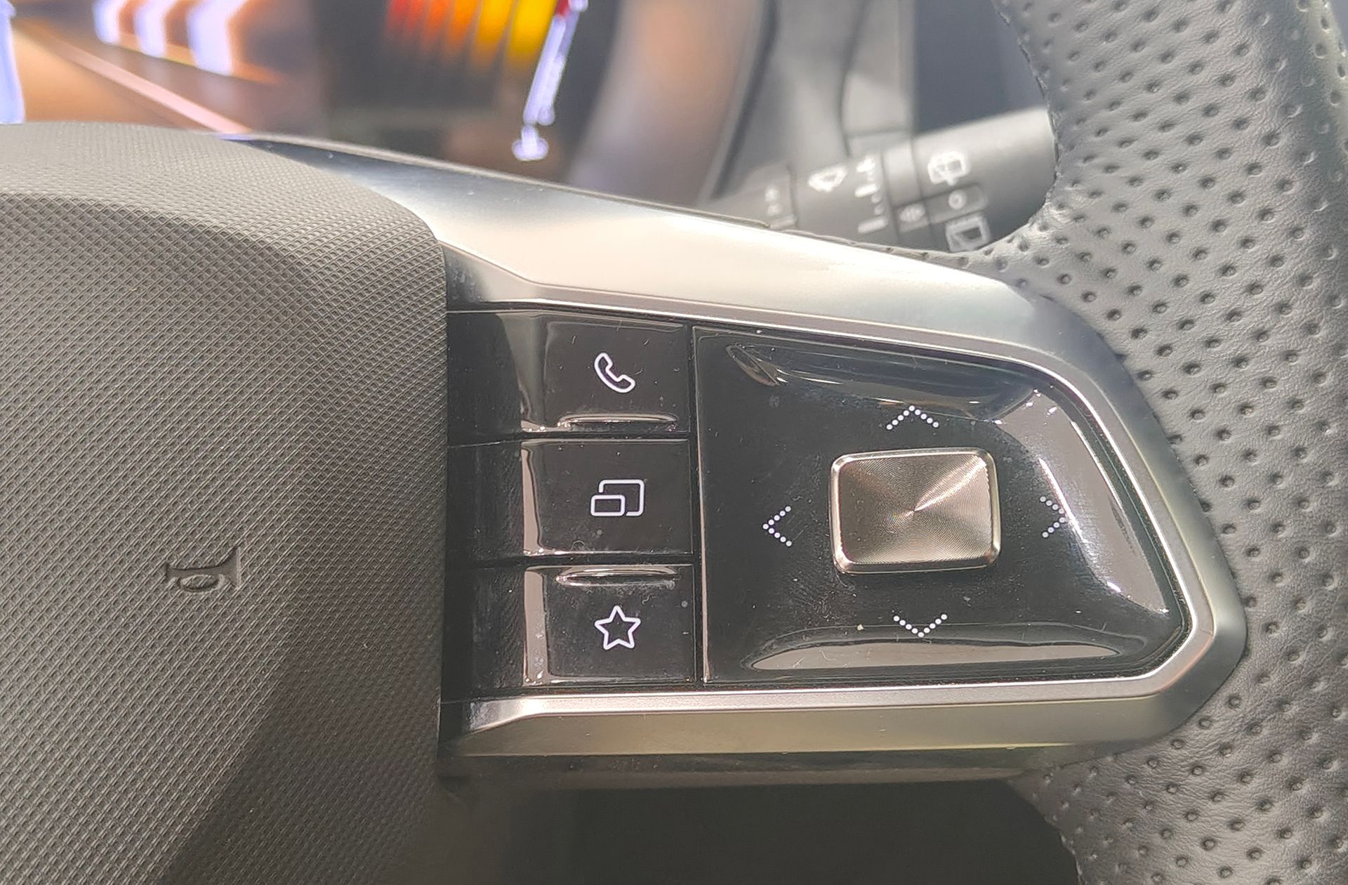 MG ZS 1.5 Hybrid+ Luxury - foto 31