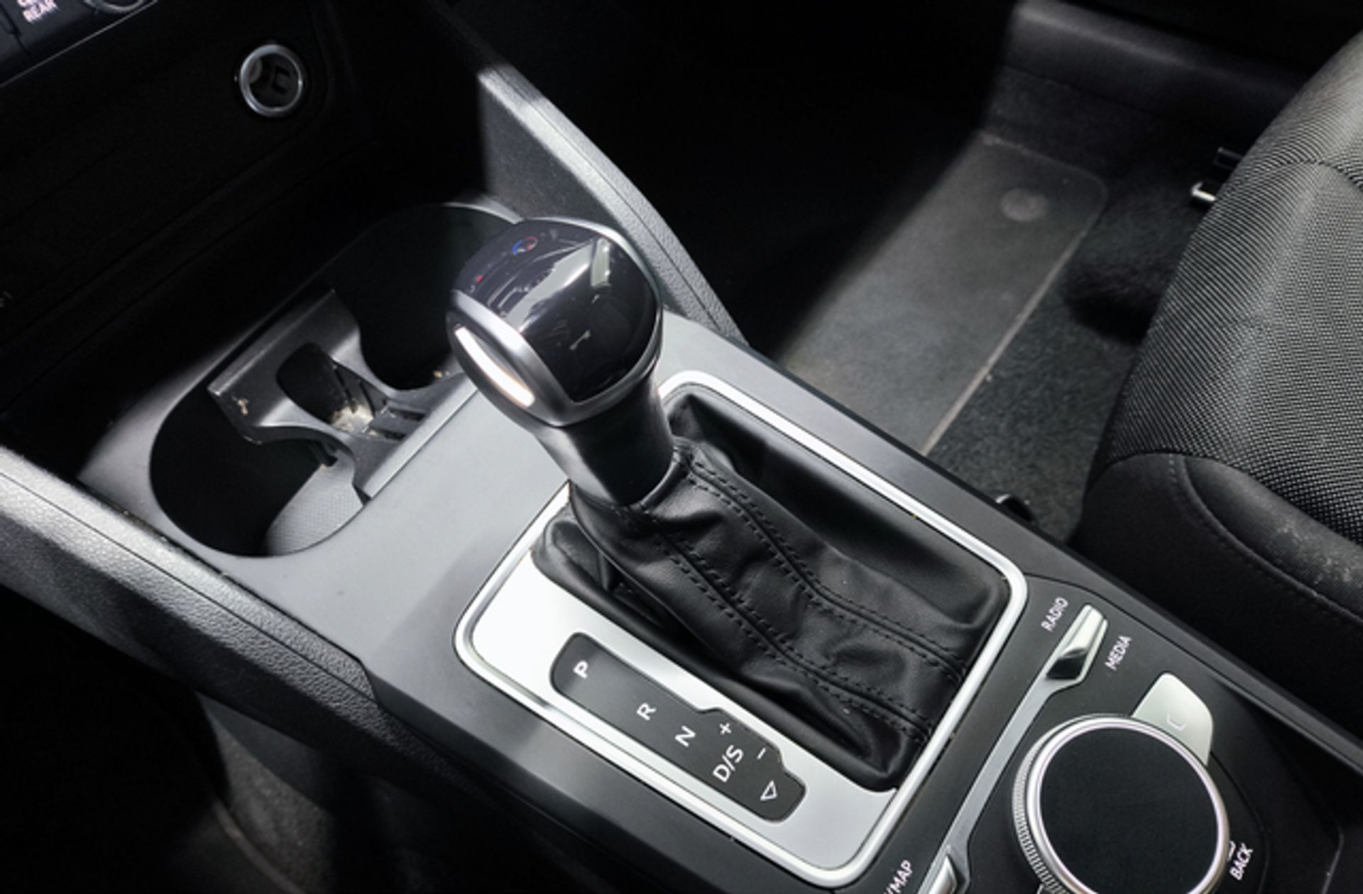 Audi Q2 Advanced 35 TFSI S-Tronic - foto 5