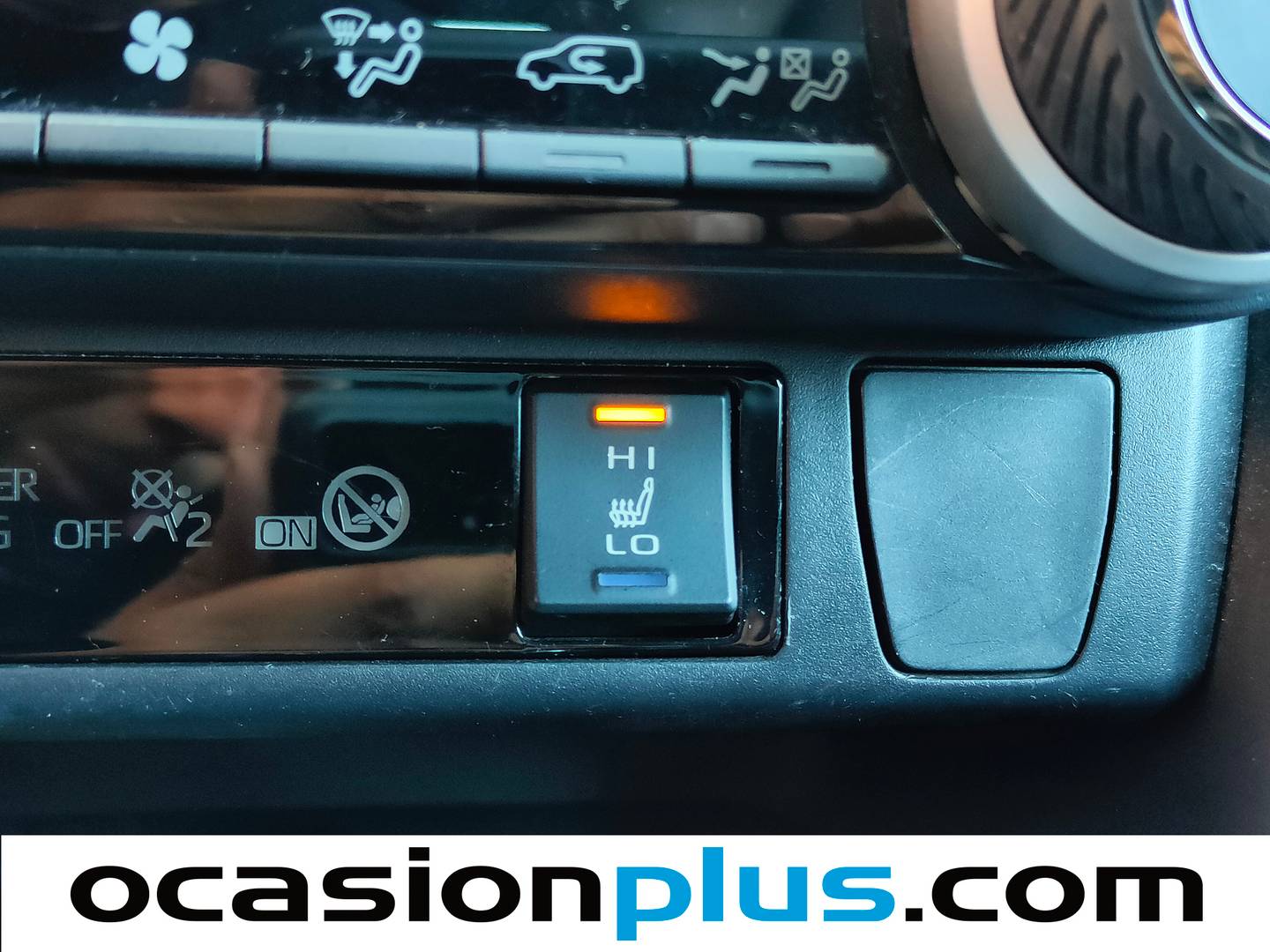 Equipamiento del Toyota Rav4 Toyota Rav4 2.5l hybrid Feel! (218 CV)
