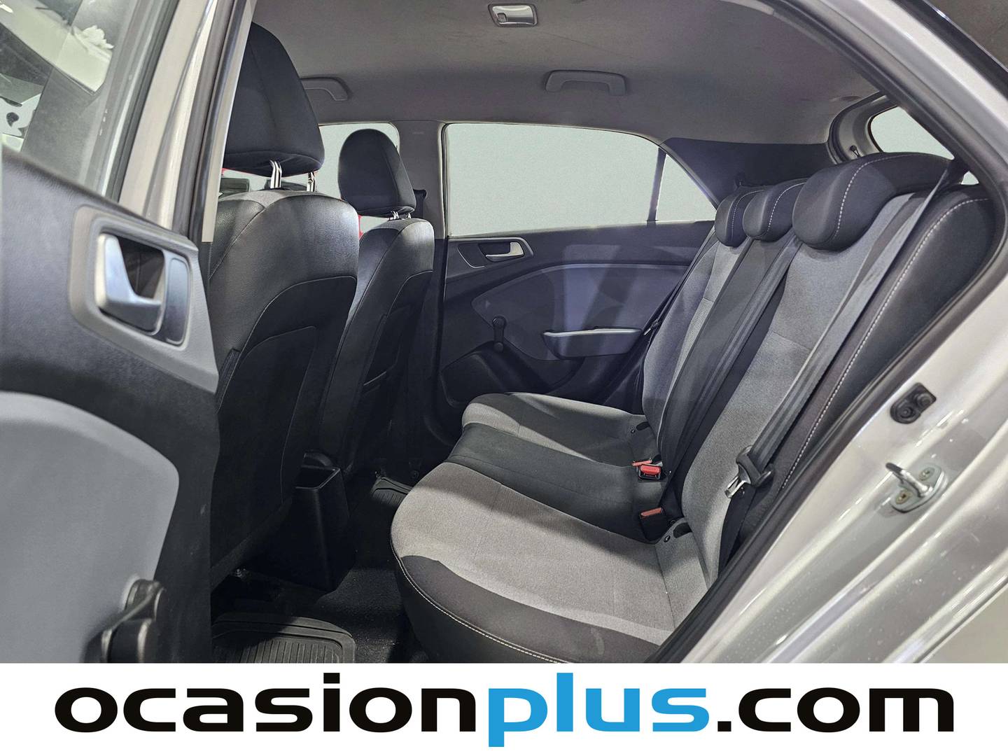 Foto asientos traseros Hyundai i20 Hyundai i20 1.4 CRDI Essence (90 CV)
