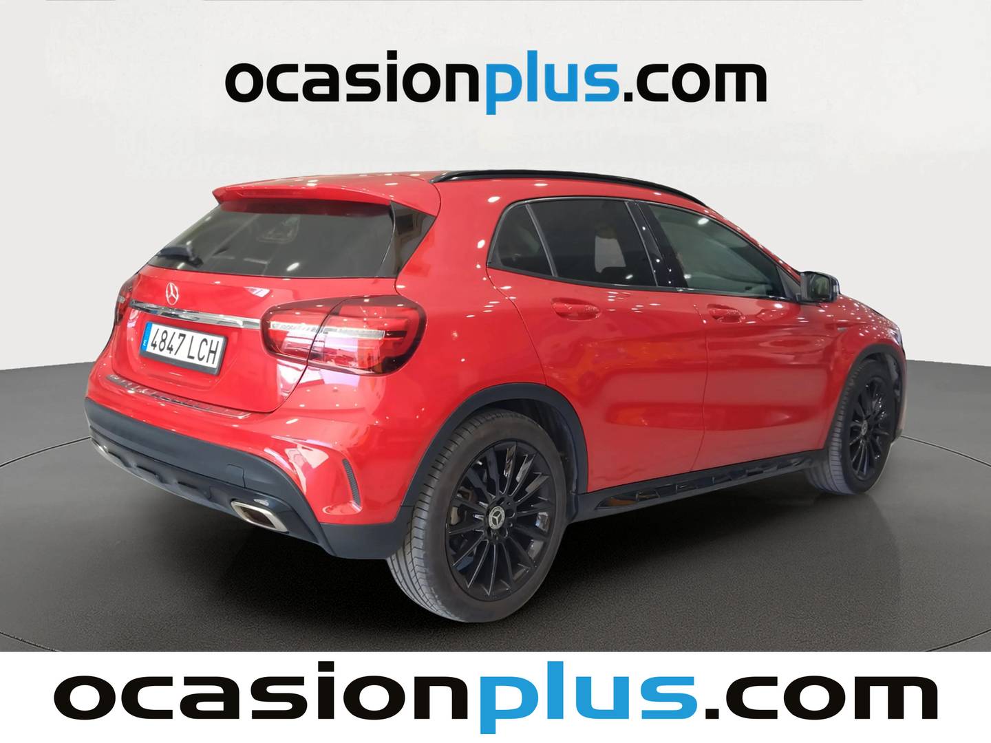 Foto trasera Mercedes GLA Mercedes-Benz GLA 180 (122 CV) derecha