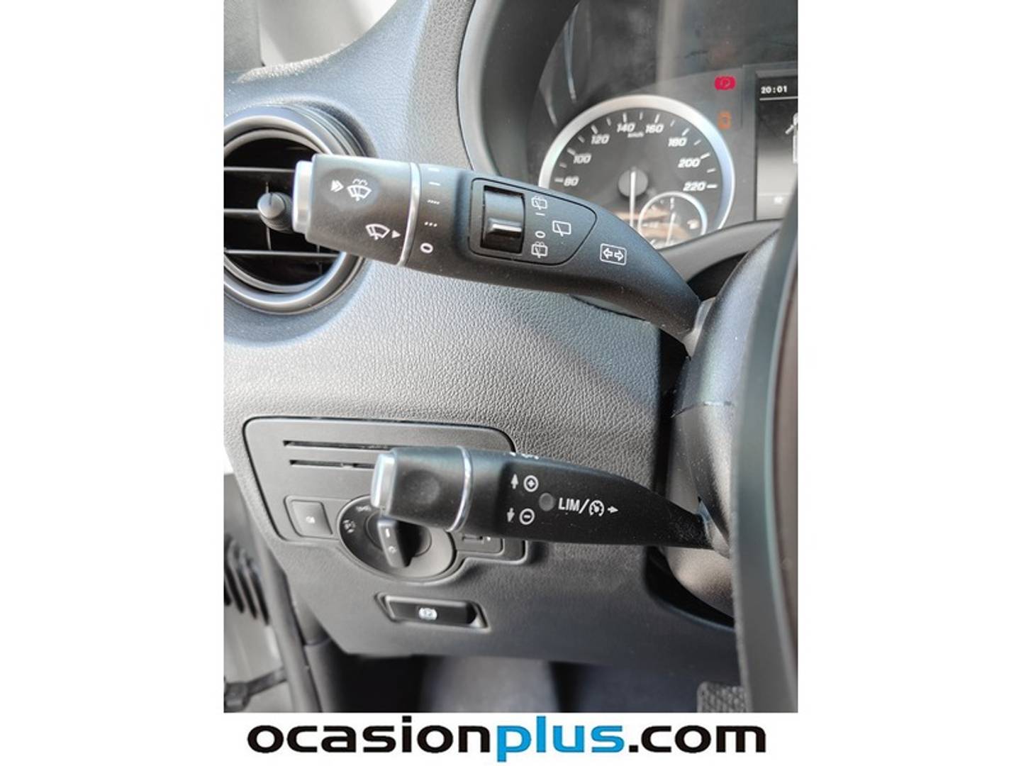 Foto Mercedes Vito Mercedes-Benz Vito Combi 114 CDI Tourer Pro Compacta Auto (136 CV)