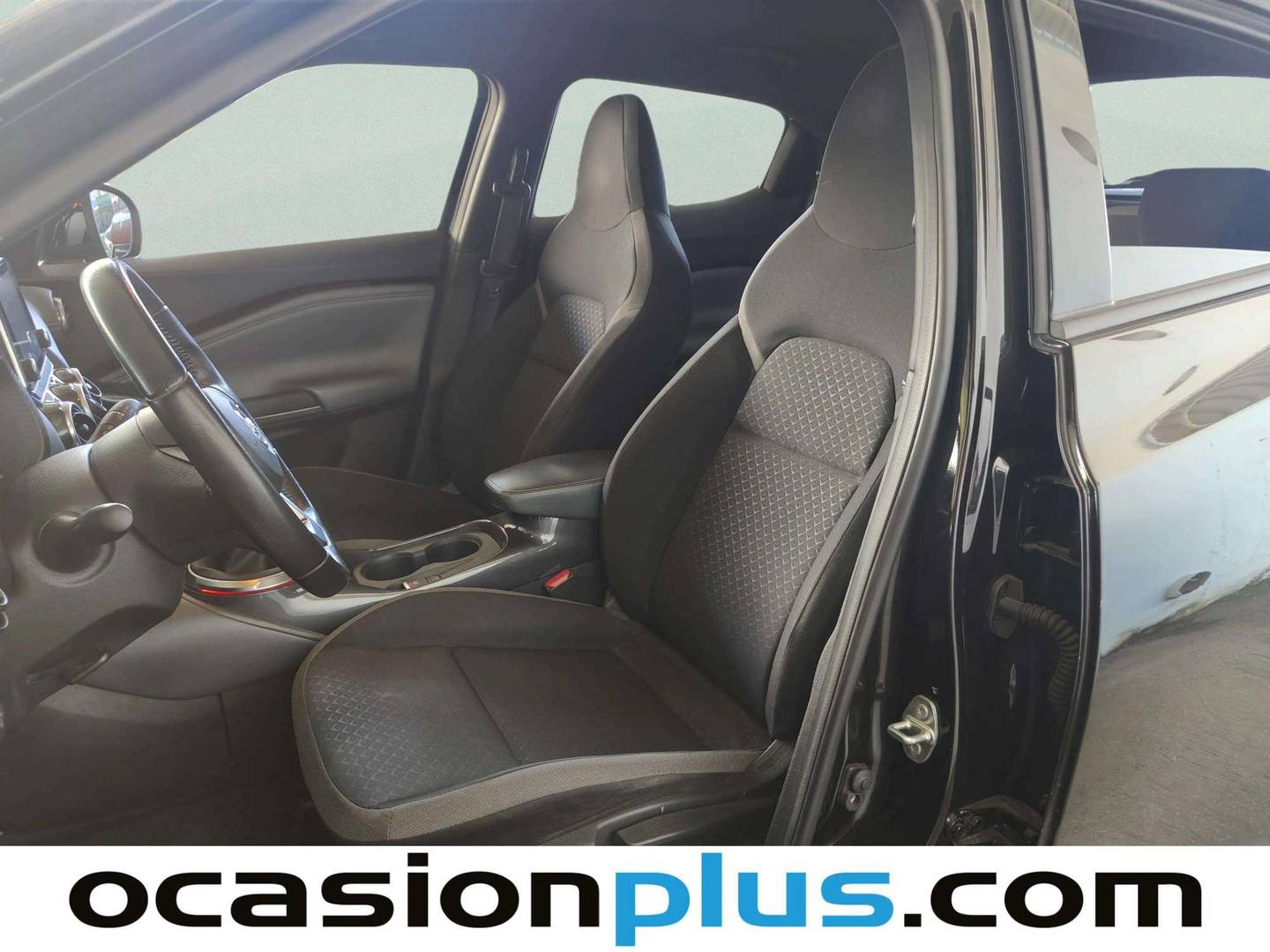 Foto asientos delanteros Nissan JUKE Nissan Juke DIG-T N-Connecta 4x2 (117 CV)