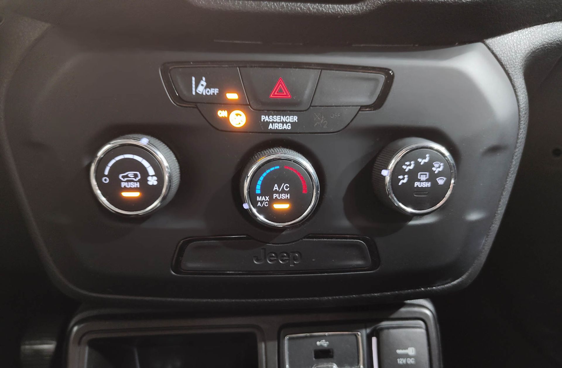 Jeep Renegade 1.6 MultiJet Sport 4x2 - foto 27