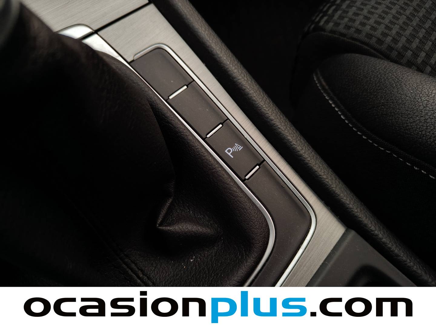 Foto Volkswagen Golf Volkswagen Golf 1.4 TSI ACT Tech BMT (150 CV) Pack R-Line