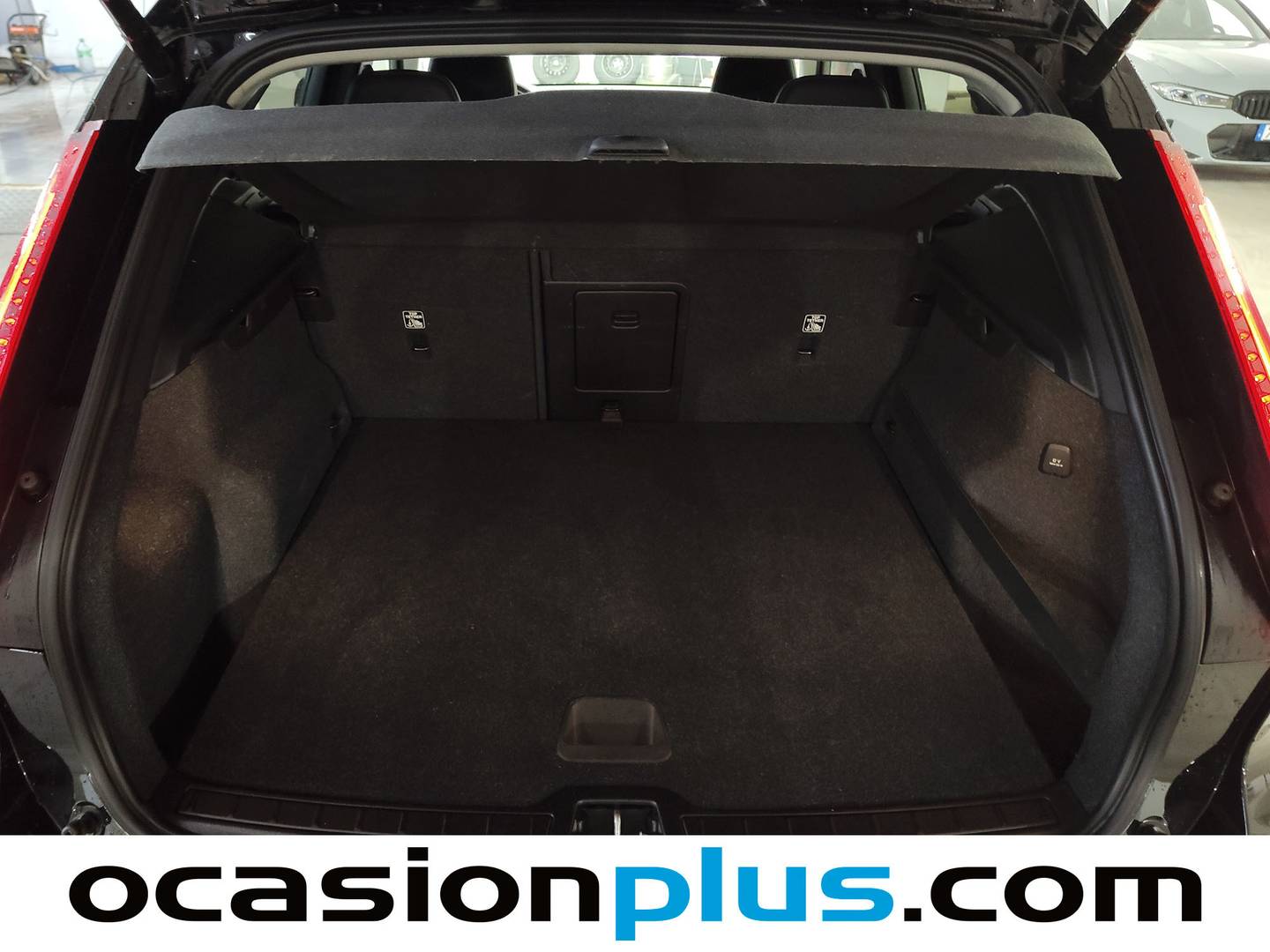 Fotos maletero Volvo XC40 Volvo XC40 T3 Business Plus Auto (163 CV)