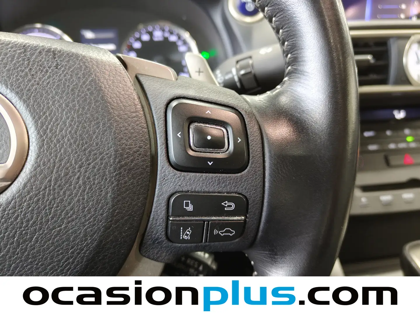 Foto Lexus RC Lexus RC 300h Executive Navigation (223 CV)