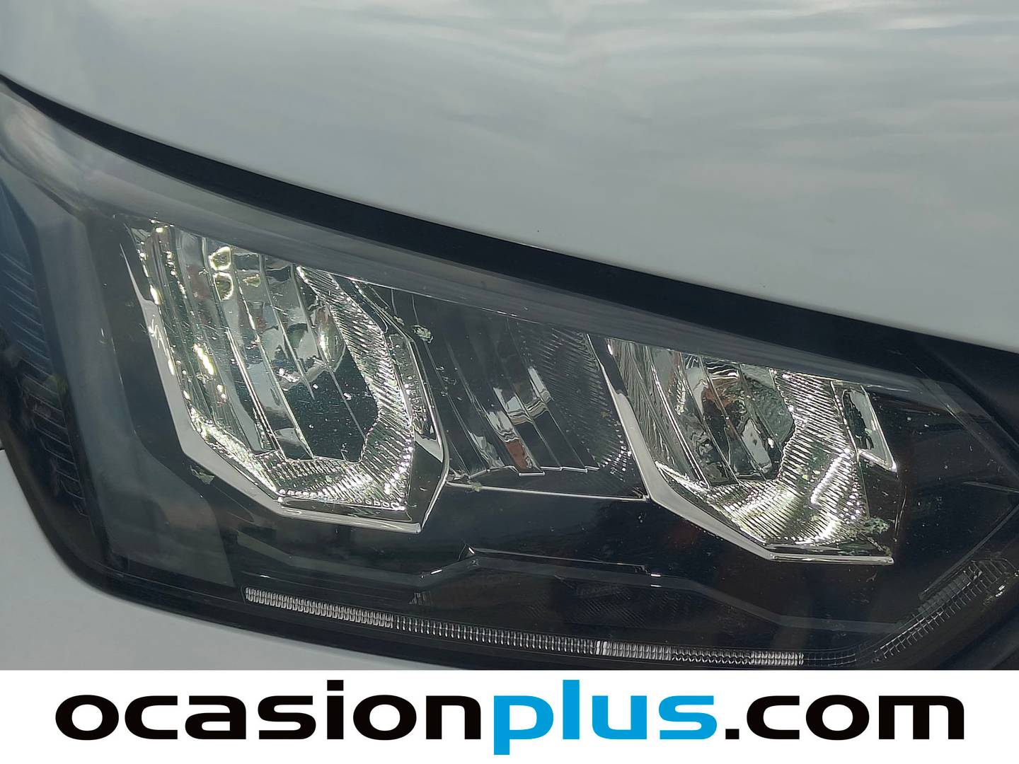 Peugeot 2008 Peugeot 2008 Allure Hybrid eDCS6 (145 CV) km 0