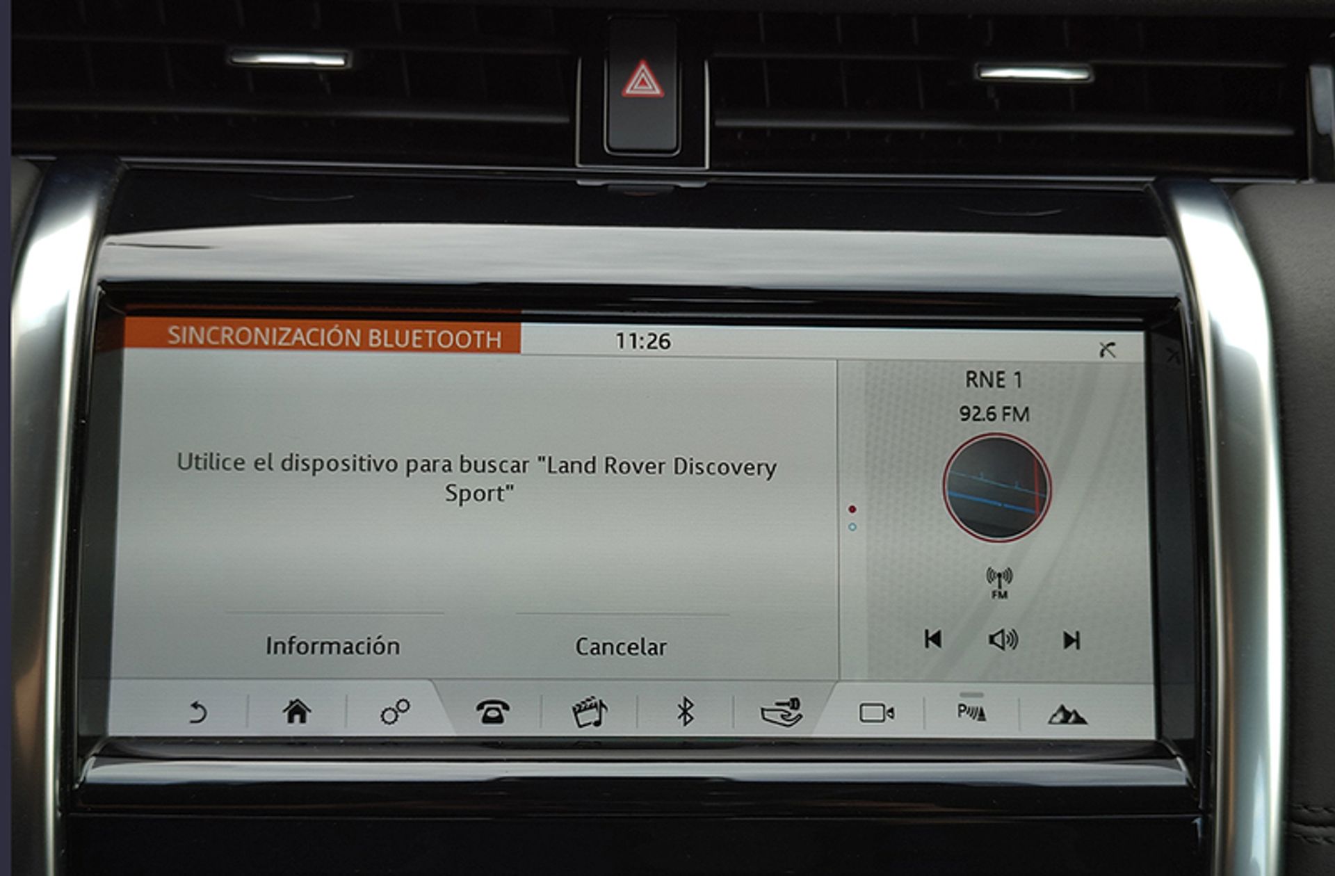 Land Rover Discovery Sport 2.0D SD4 MHEV Standard AWD - foto 29