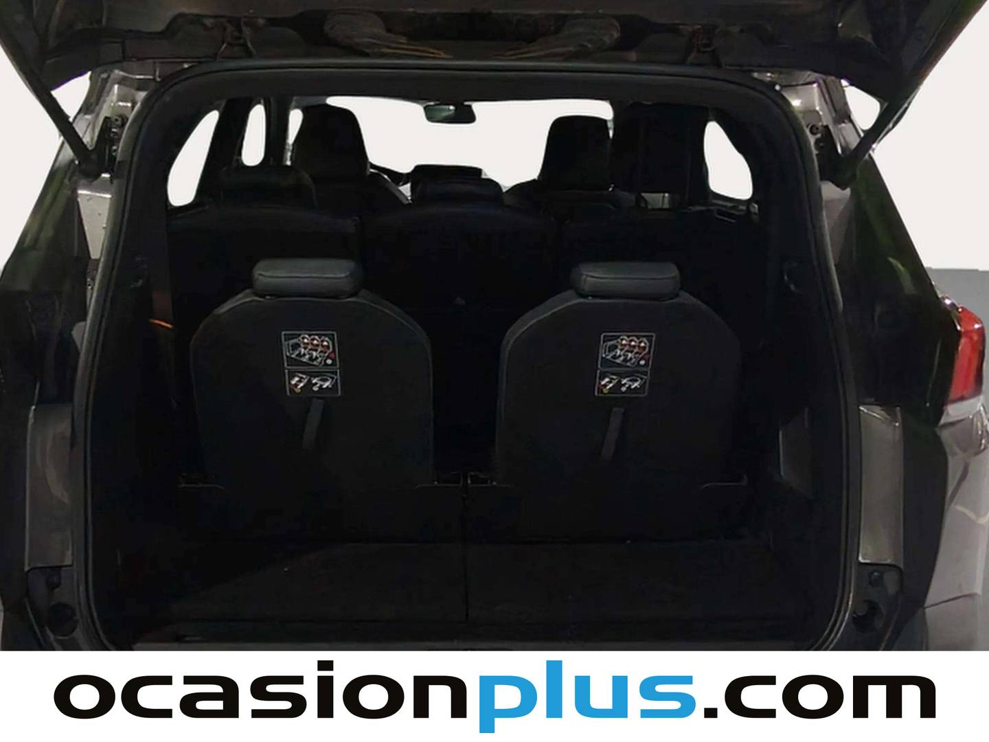 Foto Peugeot 5008 Peugeot 5008 PureTech 130 S&S Allure Pack EAT8 (130 CV) 7 Plazas