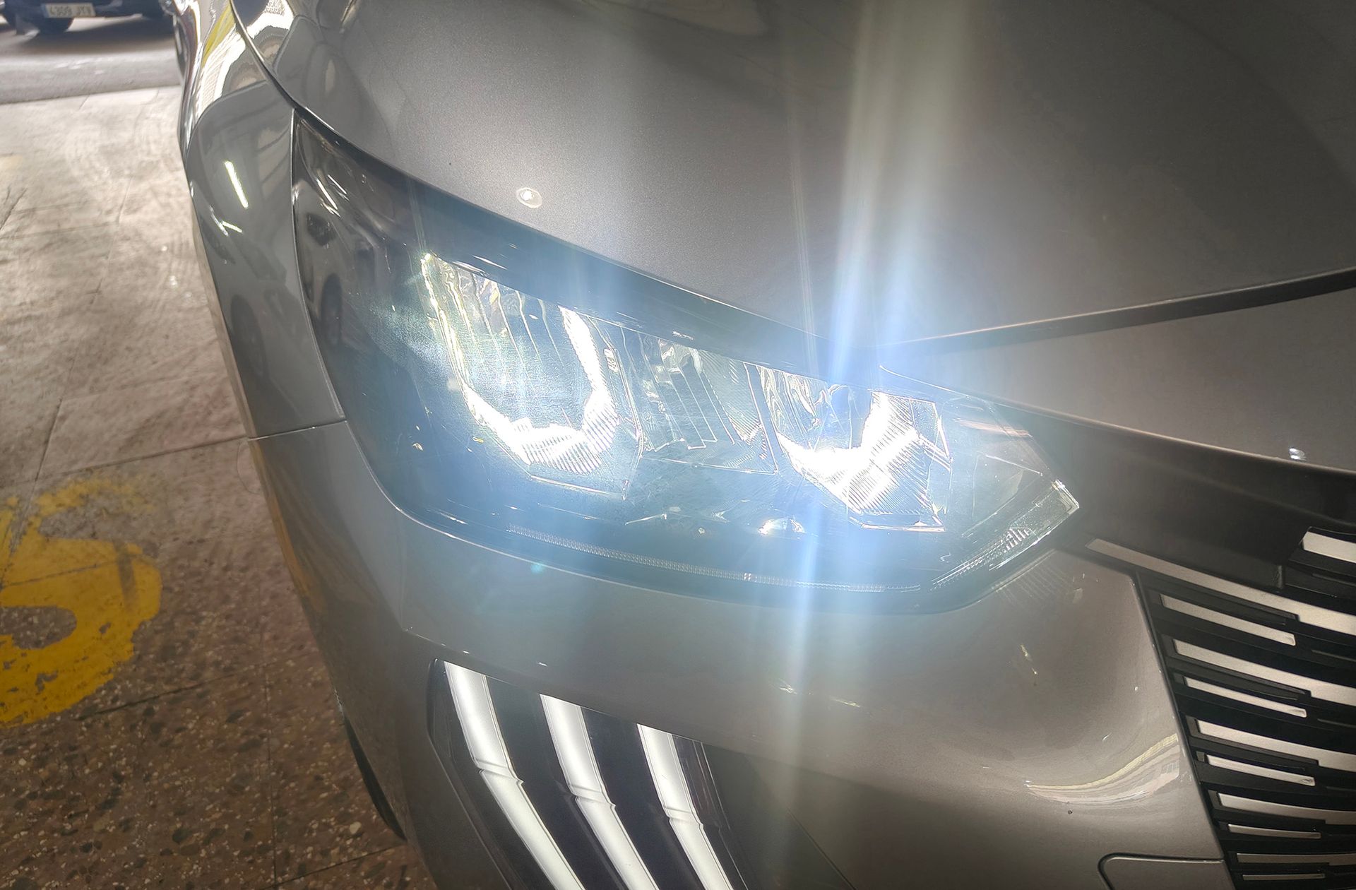 Peugeot 208 PureTech 100 Allure - foto 12