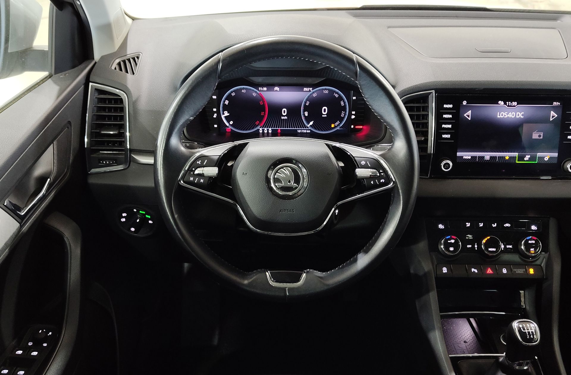 Škoda Karoq 2.0 TDI Ambition - foto 22