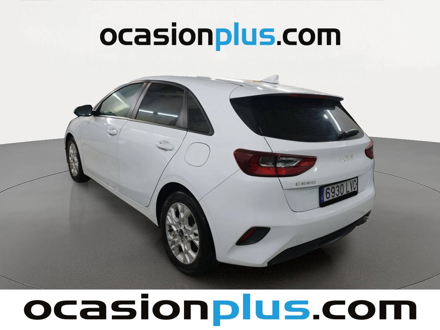 Foto trasera KIA Ceed Kia Ceed 1.0 T-GDi Concept  (120 CV) izquierda