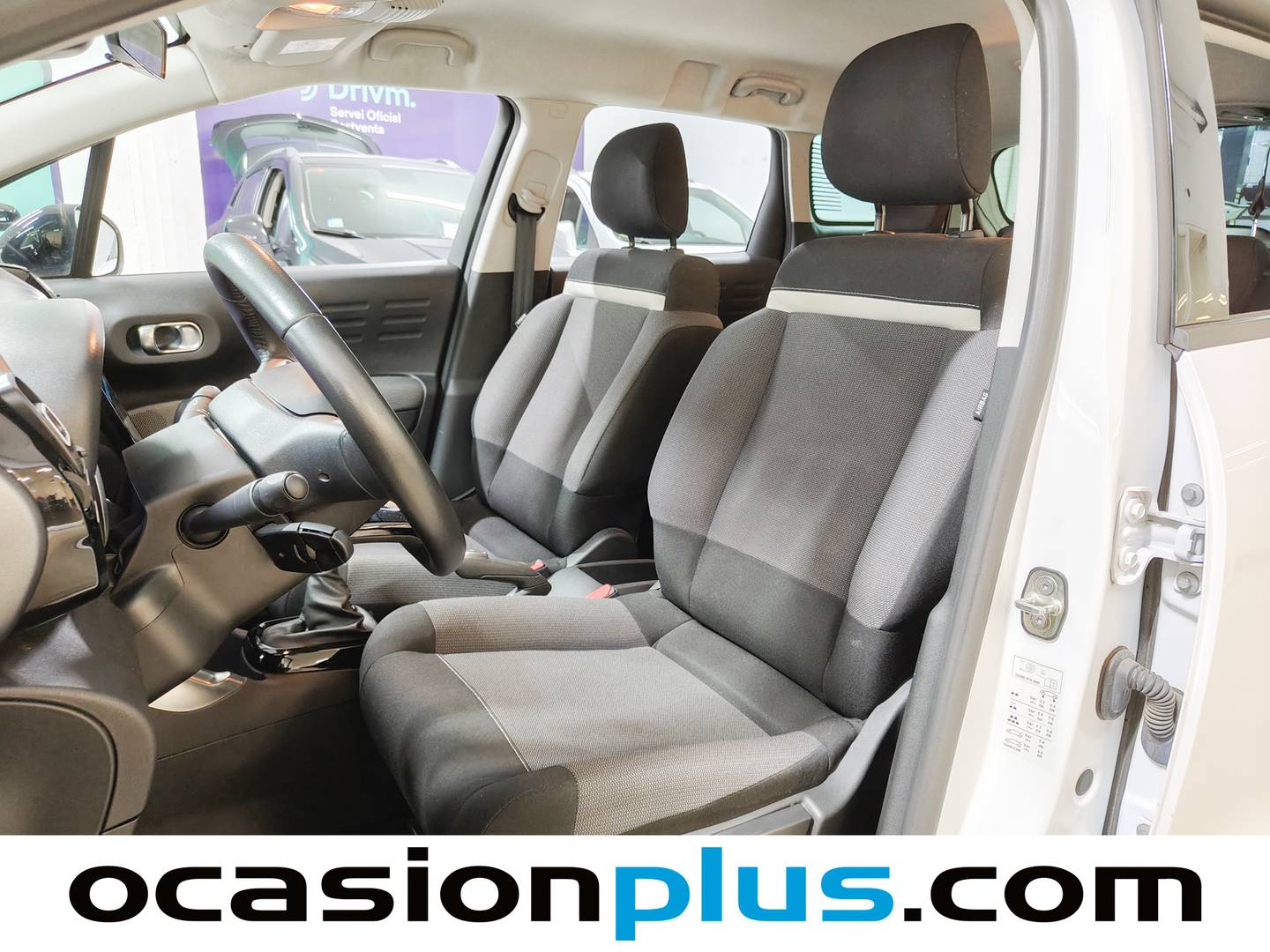 Foto asientos delanteros Citroën C3 Aircross Citroen C3 Aircross PureTech 110 S&S Shine (110 CV)