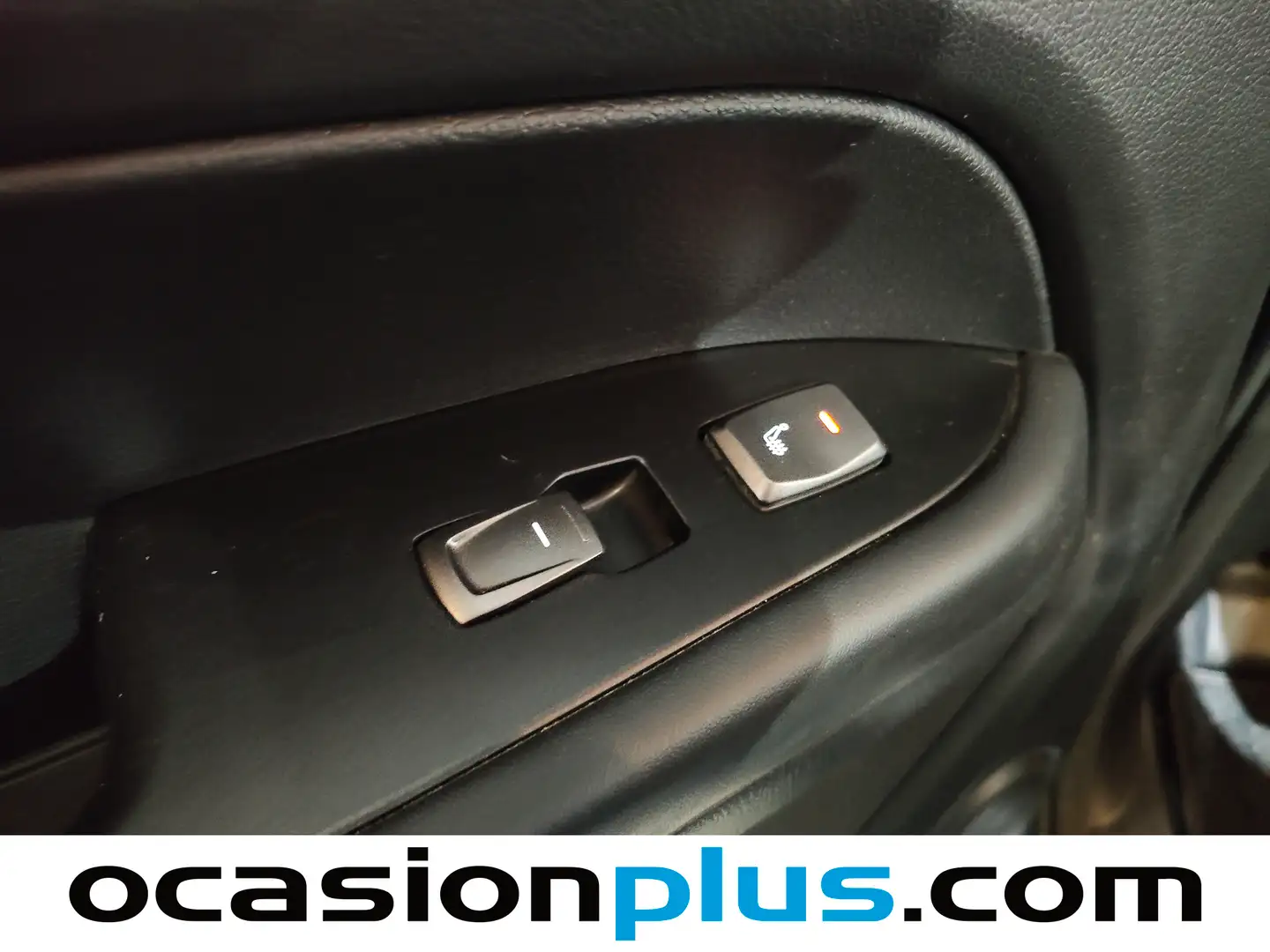 Foto SsangYong Musso Ssangyong Musso Sports D22DTR Limited 4x4 Auto (202 CV)