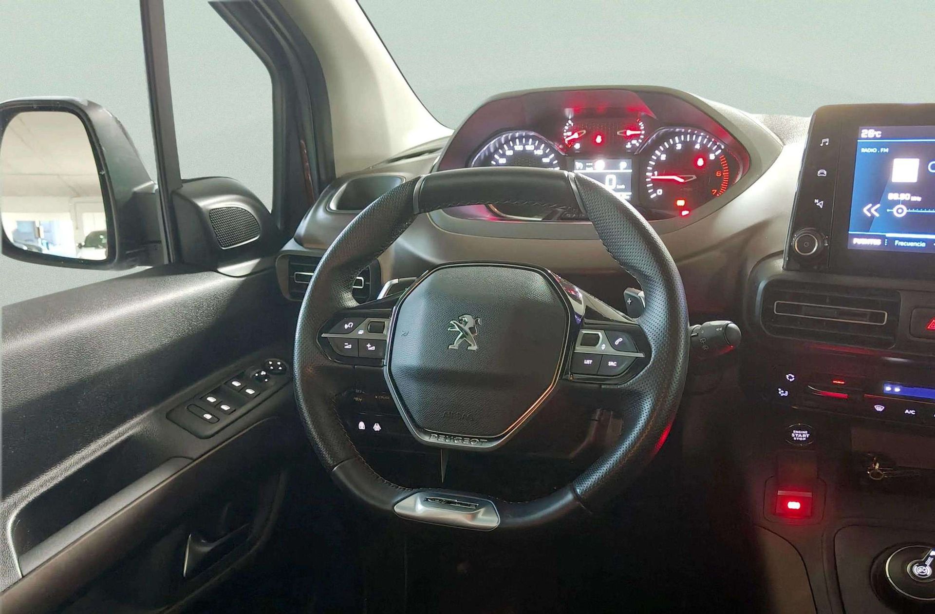 Peugeot Rifter GT Line Long PureTech EAT8 - foto 26