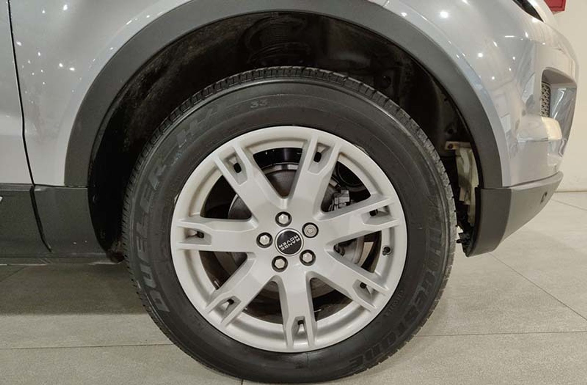 Land Rover Range Rover Evoque 2.2L TD4 Prestige 4x4 - foto 30