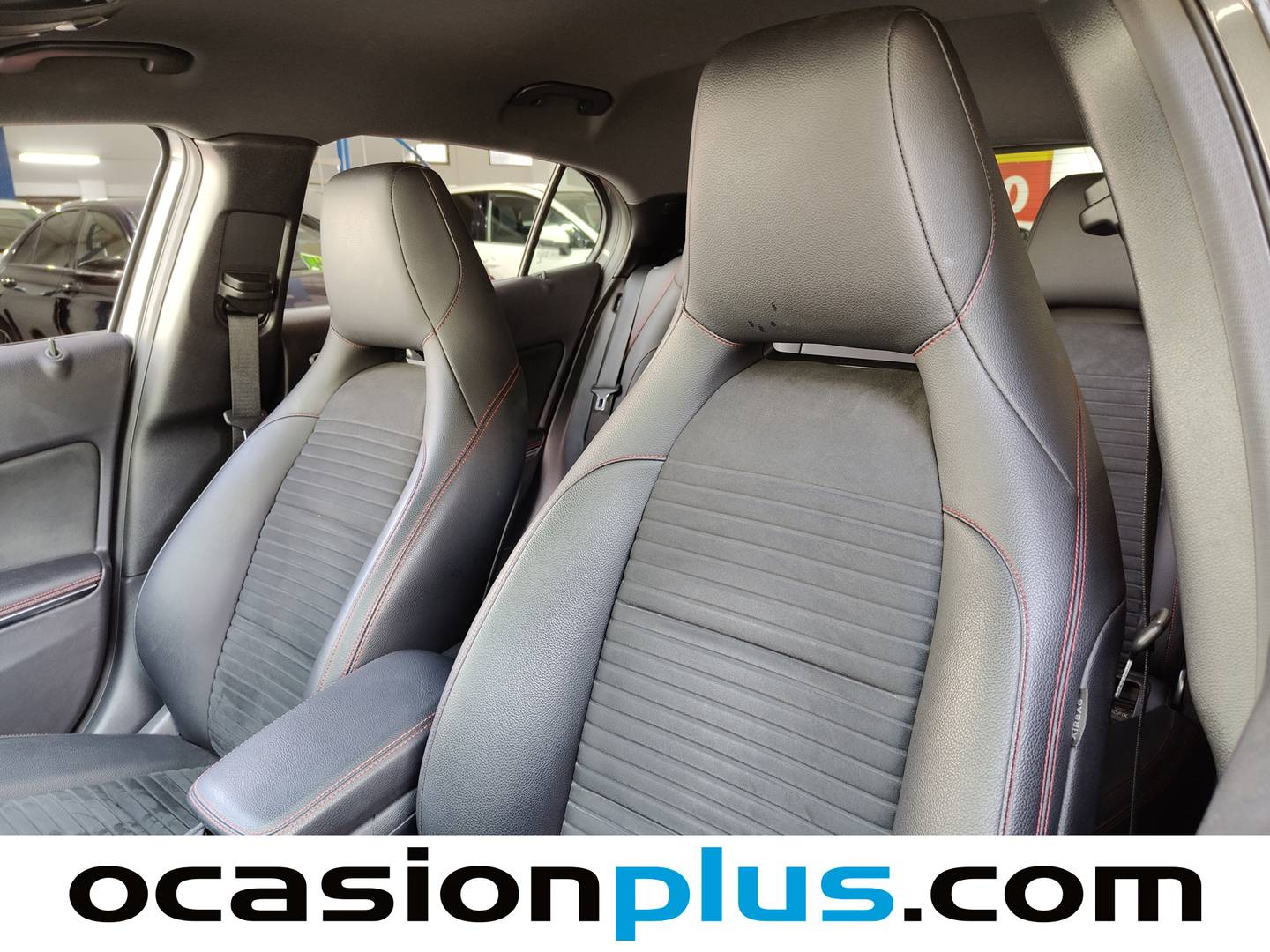 Foto Mercedes GLA Mercedes-Benz GLA GLA 200 d (136 CV) Pack AMG