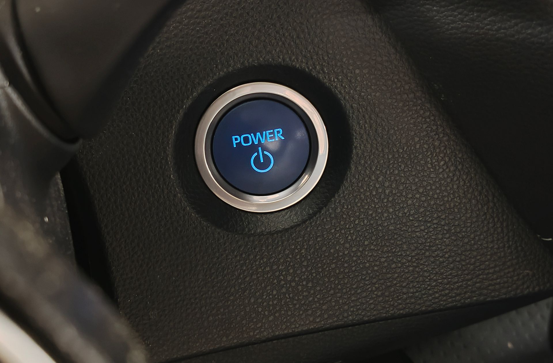Toyota Corolla 125H Active Tech E-CVT - foto 27